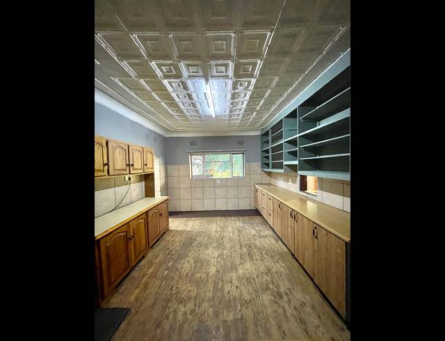 3 BEDROOM FREEHOLD FOR SALE IN UNITAS PARK